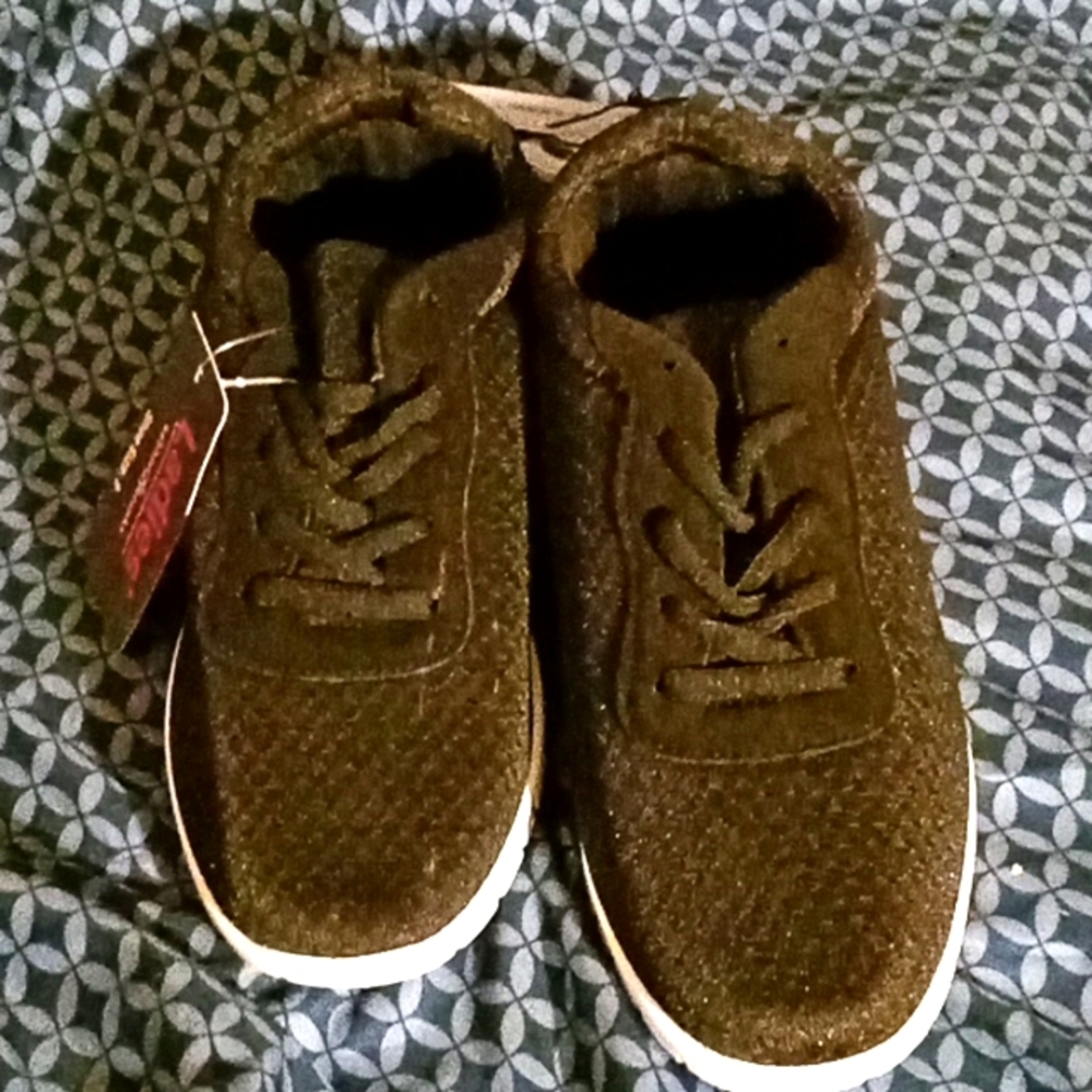 Walking shoes